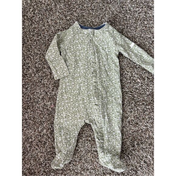 ❤️7 For All Mankind Ruffle Footie 0-3M - Picture 1 of 4